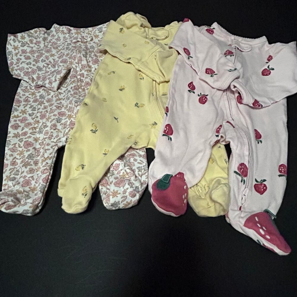 3 Carters NB Newborn Footed Sleepers Girls 0M Zipper Strawberry Flower Lemon